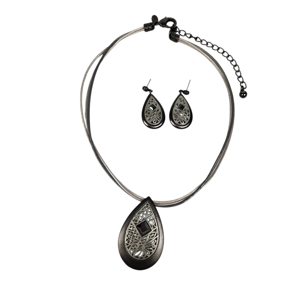 Chico's Silver Tone Marcasite Necklace Earrings Matching Set Adjustable Teardrop